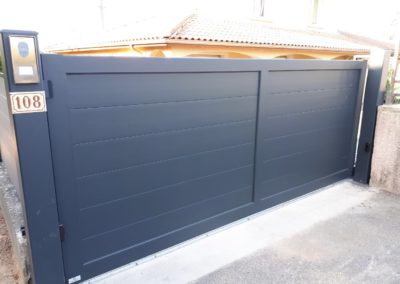Portail automatique à Montrond-les-Bains